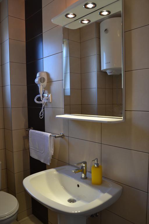 Villa K Apartments Belgrado Kamer foto