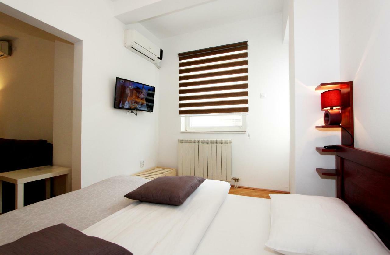 Villa K Apartments Belgrado Buitenkant foto