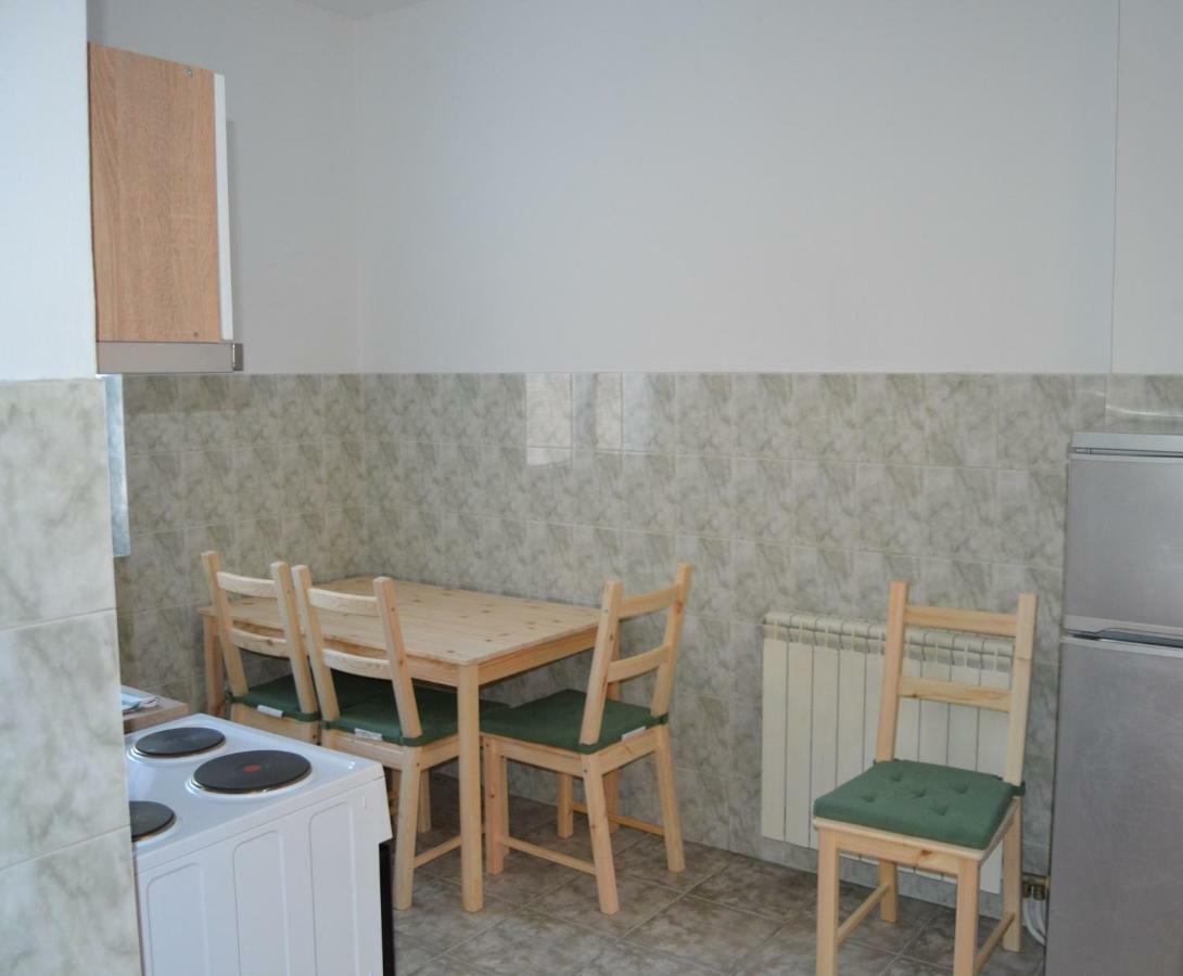 Villa K Apartments Belgrado Buitenkant foto
